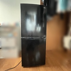 アイリス　冷蔵庫　　引き渡し者決定済