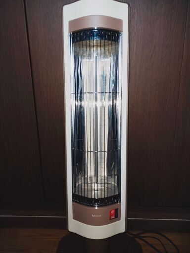 暖房器具　小泉（KOIZUMI）瞬暖カーボンヒーター  （カーボンヒーター搭載遠赤電気ストーブ）