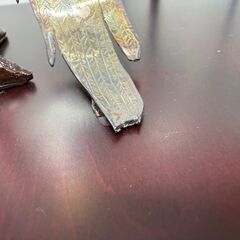 【愛品倶楽部柏店】光則作 銀製 尾長鶏 工芸品 美術 硝子ケース付の画像