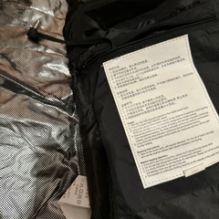 フード付き電熱ジャンパーの画像