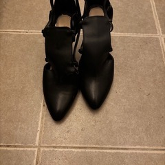 ZARA ブーティー
