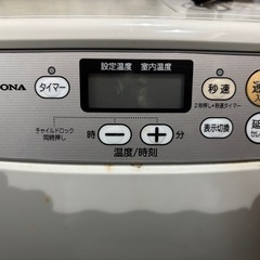 石油ファンヒーターの画像
