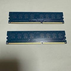 中古メモリー 2GB2枚の画像