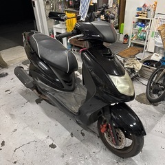 現状激安 シグナス 125cc 小型バイクの画像
