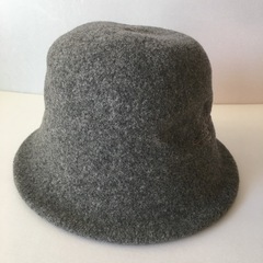 ヴィヴィアンウエストウッド帽子の画像
