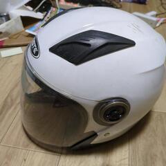 バイク用ヘルメットです。の画像
