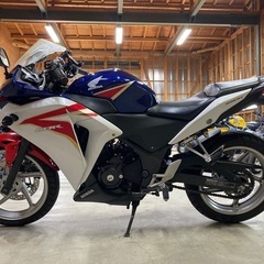 ホンダ CBR250Rの画像