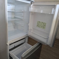 【今週中、自宅引き渡し】シャープ冷蔵庫の画像