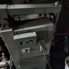 DAIDEN スポット溶接機 SU-15 ２００V　　15KVA　　単相 １９９１年製 １００kgの画像