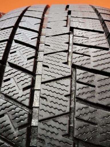 DUNLOP WINTER MAXX WM03 245/40R19 19インチ スタッドレス 4本 22年製 バリ溝 アルファード ヴ