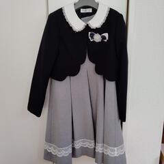 130　フォーマルドレス