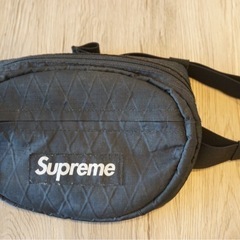Supreme キルティング ボディバッグ ブラッ