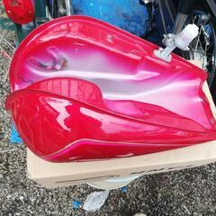 スズキGN 125ガソリンタンクの画像