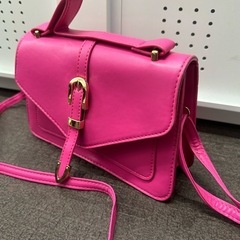 新品未使用✨✨ピンクのショルダーバックの画像