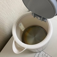 電気ケトルの画像