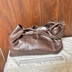 ブラウン　大容量ハンドバッグ