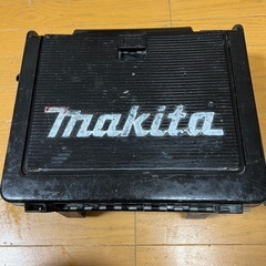 マキタインパクトドライバー　18v
