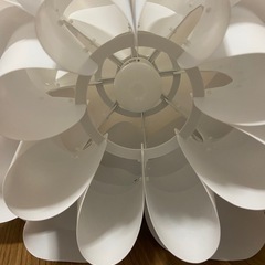 IKEA KNAPPAペンダントライトの画像
