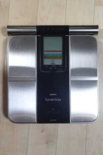 OMRON KaradaScan 体脂肪計・体組成計