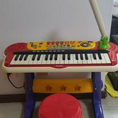 子供用 おもちゃのキーボード