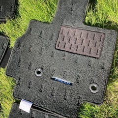 ホンダ　フリードgb5 6人乗り　フロアマットの画像