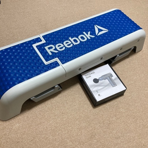 ☆中古美品☆Reebok☆トレーニングベンチ☆