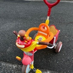 （お渡し決定済）アンパンマン三輪車