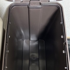 ペダル式ゴミ箱 40L（受け渡し日時が早い方を優先させて頂ております。返信もうちょい待ってください！）の画像