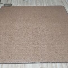 ダイニングカーペット　180✕182センチの画像