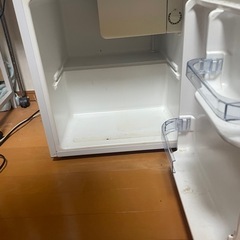 【急募】小型冷蔵庫の画像