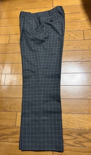 五稜郭中学校の男子制服 夏冬ズボン