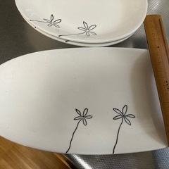 食器大小セットの画像