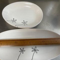 食器大小セットの画像