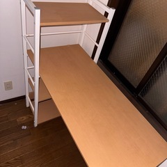 ニトリ机の画像