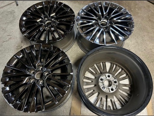 220系クラウン純正18インチ 　4本　８J+45