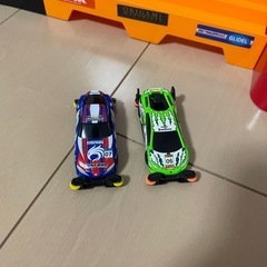 トミカスピードウェイ 実況サウンド  デジタルアクセルサーキット　ミニカー2台付きの画像