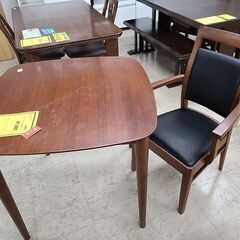 J6842　NITORI　ニトリ　ダイニングテーブルセット　椅子...
