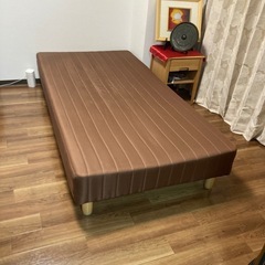シングルベッドの画像