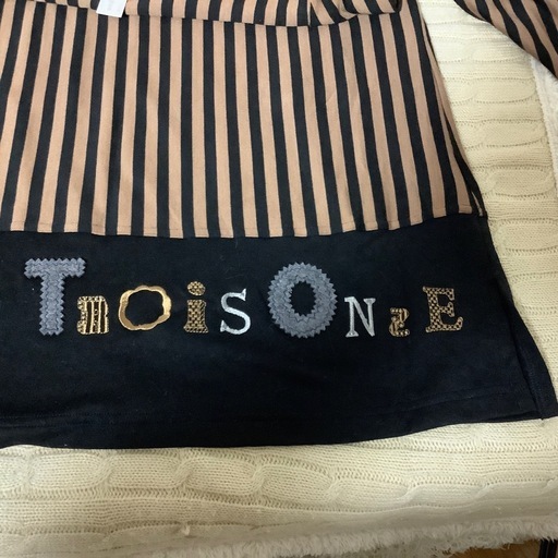 trios onze cinq ストライプ柄長袖　トップス 44サイズ