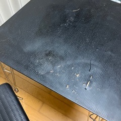 テーブル、椅子
の画像