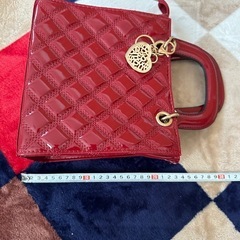 レディースハンドバックの画像