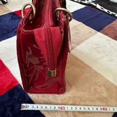 レディースハンドバックの画像