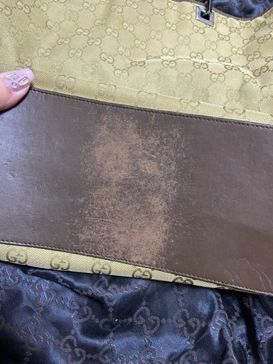 Gucciのキャンバスバッグ