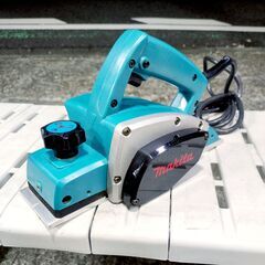 🍎マキタ 電気カンナ 1900B