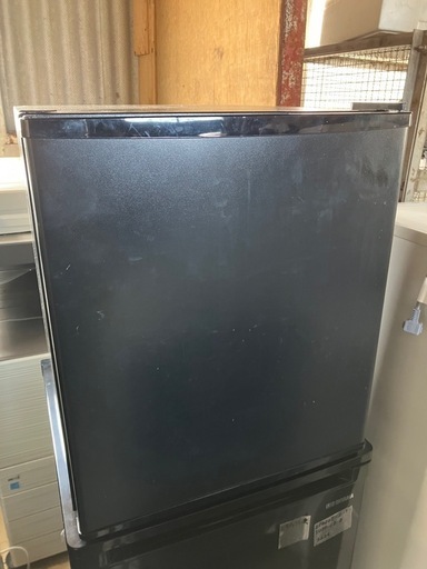 21年製小型冷蔵庫