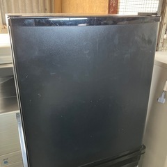 21年製小型冷蔵庫