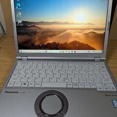 届けます　美品 第7世代　Panasonic　CF-SZ6　12...
