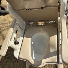 引き渡し予定者決定　介護用　ポータブルトイレの画像