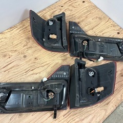 TYC ANH10W ANH15W アルファード 前期 LED テール テールランプ 左右セット 1台分の画像
