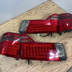 TYC ANH10W ANH15W アルファード 前期 LED テール テールランプ 左右セット 1台分の画像